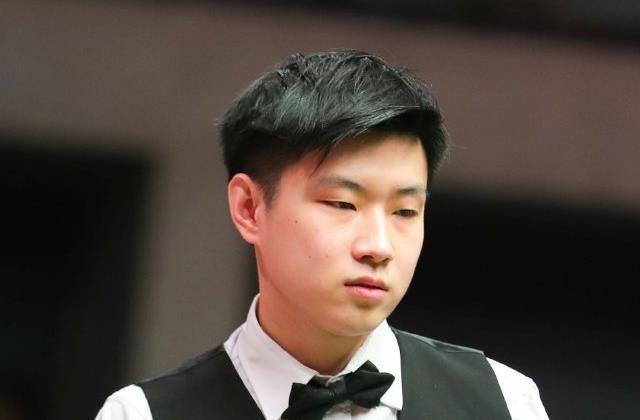 在中前场抢 在中前场抢